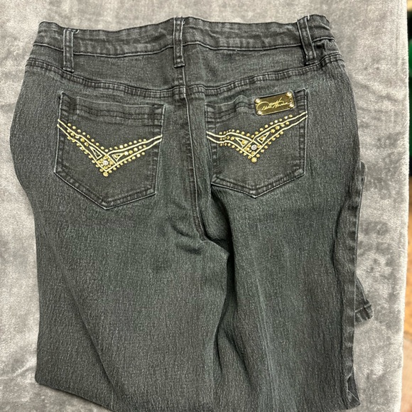 Jeans - Picture 3 of 6